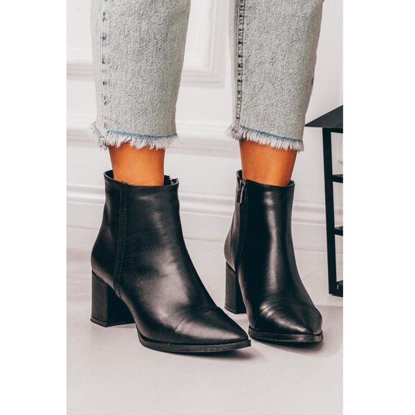 

boots black color pu leather season 2021 autmn winter fashion comfortable stylish standard mold women female