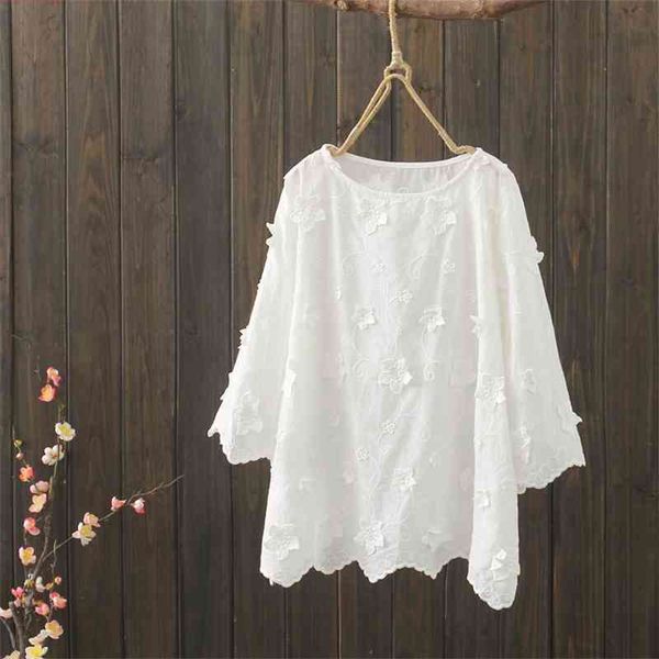 

summer three-dimensional embroidered white shirt lace cotton o neck loose short-sleeved womens blouses 210615