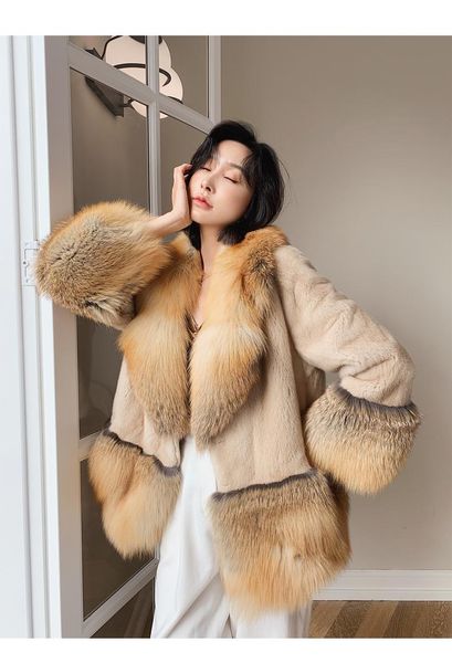 

women's fur & faux arlenesain 2021 short mink coat and golden collar, Black