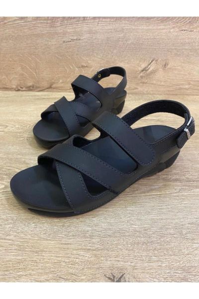 

sandals women's black thick bottom