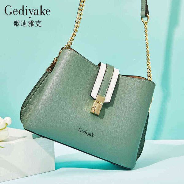 

2022 fashion contrast color bucket bag foreign style leather women's large capacity single shoulder menger