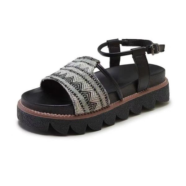 

outdoor roman shoes sandals female flat 2021 summer word with student beach ins trend, Black