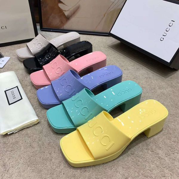 

women gucci jelly slippers 1:1 candy colors boots printing alphabet rubber solid sandals aaaaa thick bottom shoes platform beach holiday out, Black