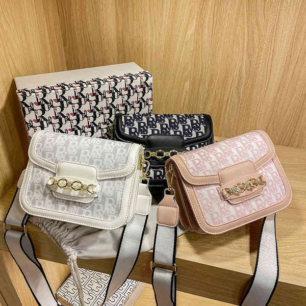 

family trend 2021 new net red underarm fashion one shoulder cross saddle bag