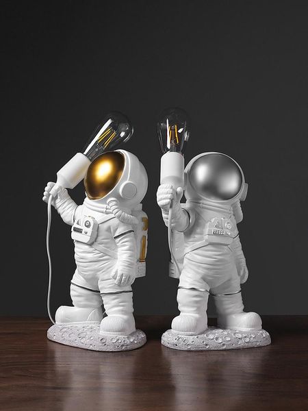 

decorative objects & figurines [mgt]nordic creative personality astronaut lamp space character statue decoration home living room bedroom be