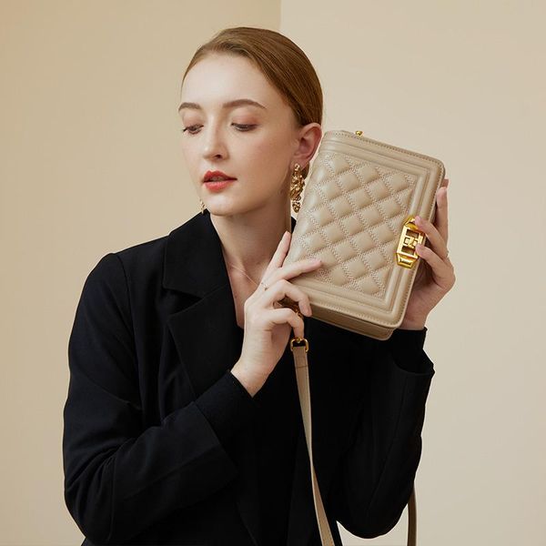 

evening bags light luxury handbags 2021 crossbody shoulder bag all-match diamond chain ladies small women