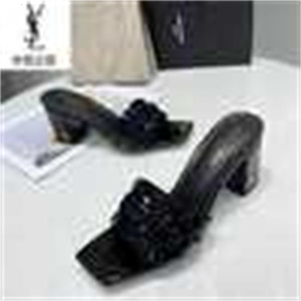 

loafers men designer luxury pumps women high heels slides sandals slippers mules ballerinas sneakers dress shoes g7c1, Black;white