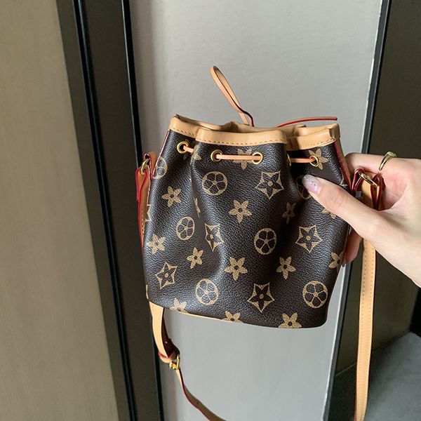 

joe goqiu drawstring lace up bucket bag women's 2021 medieval ancient messenger bag mini shoulder, Black;red