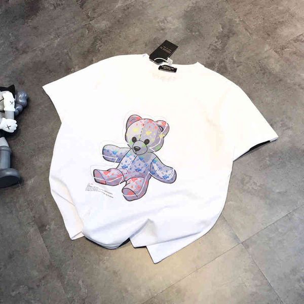 

2022 factory wholesale new color t-shirt drill outline half couple fashion cotton short sleeve loose edition qingdao, White