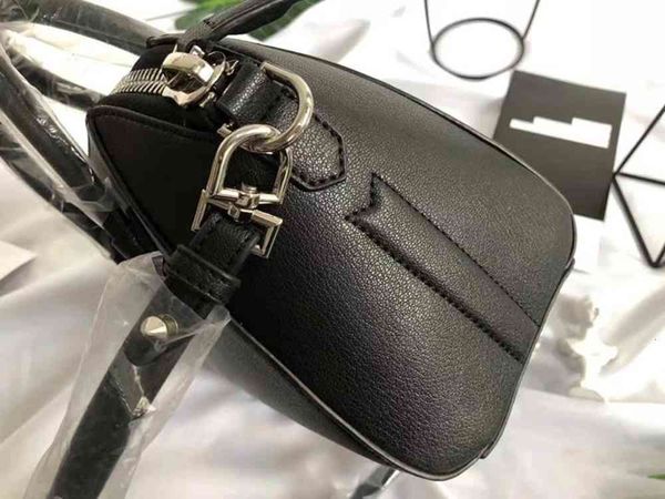 

the new singleshoulder cross-arm shell leather cowhide motorcycle bag