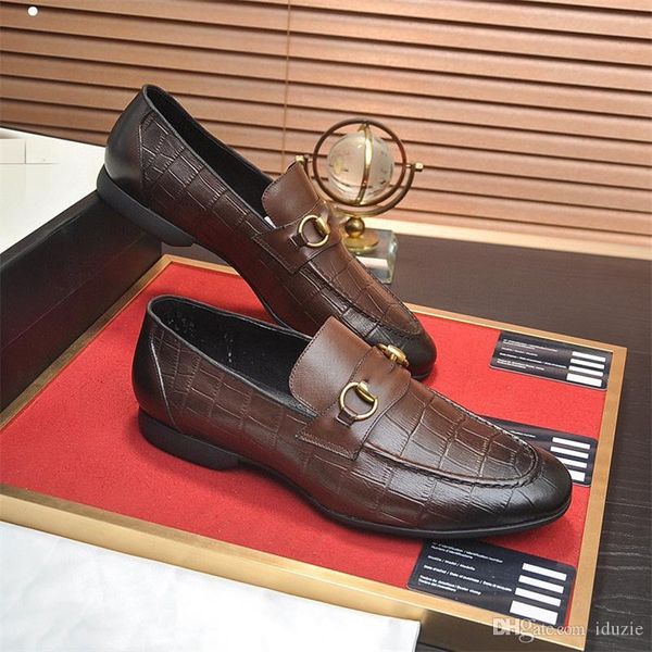 21ss Herrenschuhe Business-Kleid luxuriöse Herren-Loafer hochwertig von Hand angepasst atmungsaktiv britische Trendfarbe poliert Bräutigam Mi