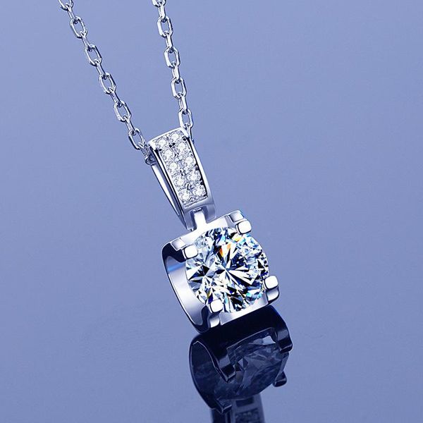 

chains s925 sterling silver moissan diamond necklace female one four claw snowflake bull head clavicle chain jewelry