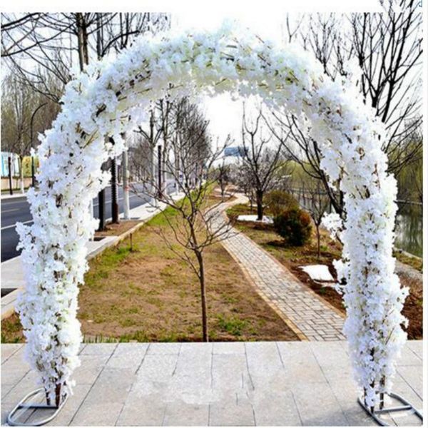 Artificiale Cherry Blossom Wedding Arch Garden Fondale Stand per matrimonio Centrotavola decorazione festa fai da te Fiori citati su strada