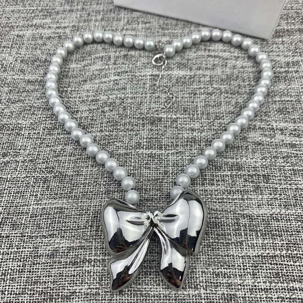 

pendant necklaces fluorescent pearl necklace exaggerated bow clavicle chain, Silver