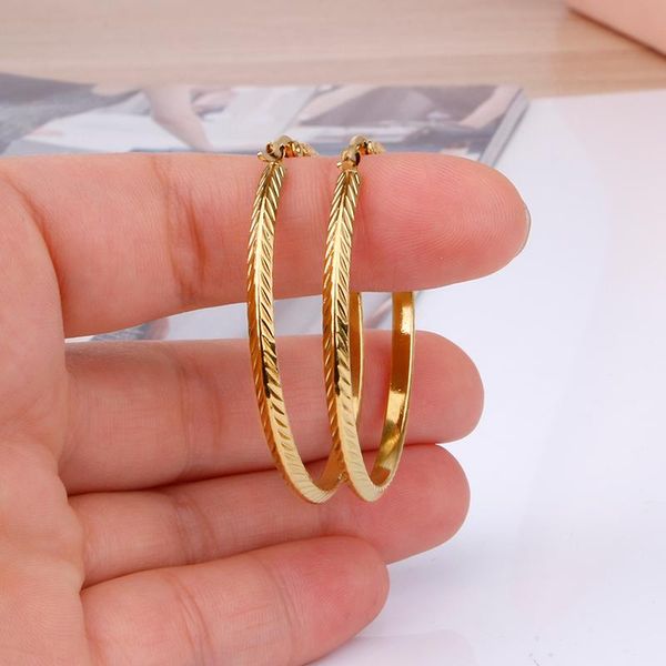 

hoop & huggie stainless steel circle earring for women gold color hoops ladies gifts veins fashion nice daily jewelry 2021 trendy, Golden;silver