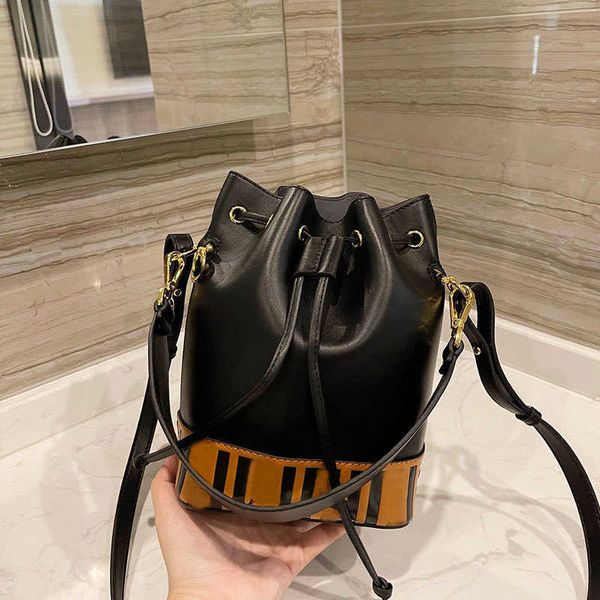 

designer shoulder bags tote handbag ladies totes handbags crossbody bag genuine leather luxury different styles with the original box size