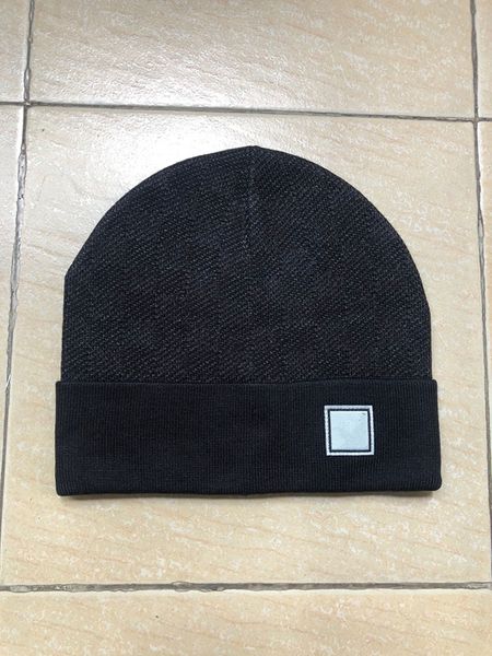

2022 keep warm beanie knitted hat plaid letters casual skull caps sports ladies casual outdoor beanies fashion hats scarf hat scarf hat, Blue;gray