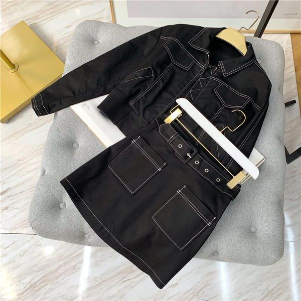 

two piece dress simple french college style design line sewing small black coat half skirt, White