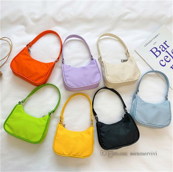 

luxury girls triangle handbag ins kids one shoulder alar bags children nylon messenger princess bag a5853, Black