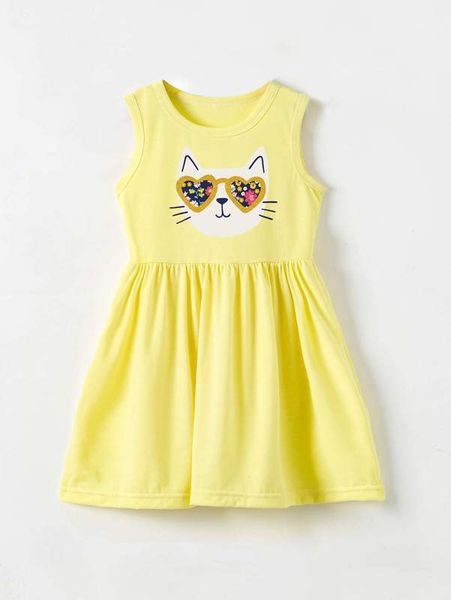 

little girl cartoon doll skirt she, Red;yellow