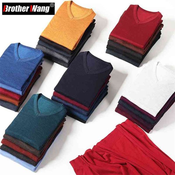 Outono Men's V-Neck Fino Camisola de Lã Clássico Estilo Sólido Cor Negócio Casual Pullover Masculino Branca Roupa 210813