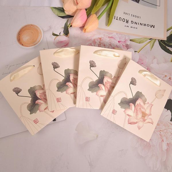 

gift wrap antique jewelry rings earrings packaging handbags creative chinese style bags for friends and customer can wholesale