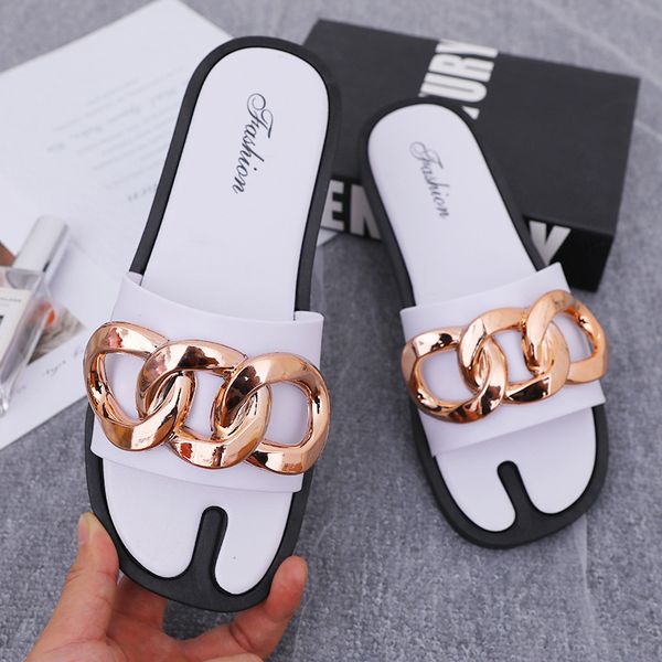 

luxury slippers 21 summer korean fashion trend versatile flat bottom split toe metal chain one word sandals for women's sho, Black