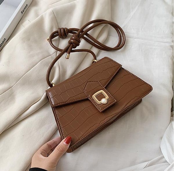 

factory wholesale women bag simple embossed stone womens shoulder bags sweet little fresh pearl messenger handbag leather fashion handbags, Black;red