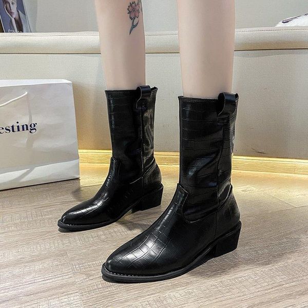 

boots women's autumn and winter style crocodile pattern plus velvet long pointed toe mid fashion selling, Black