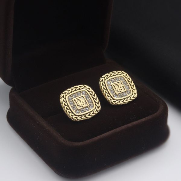 

family's new 2021 square letter earrings, Golden