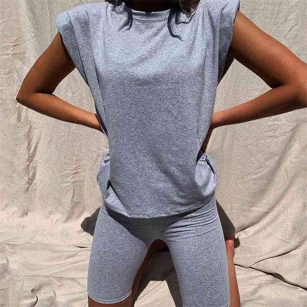 

spring summer sleeveless shoulder solid color t-shirt two-piece set women home loose shorts fashion casual suit 210508, White