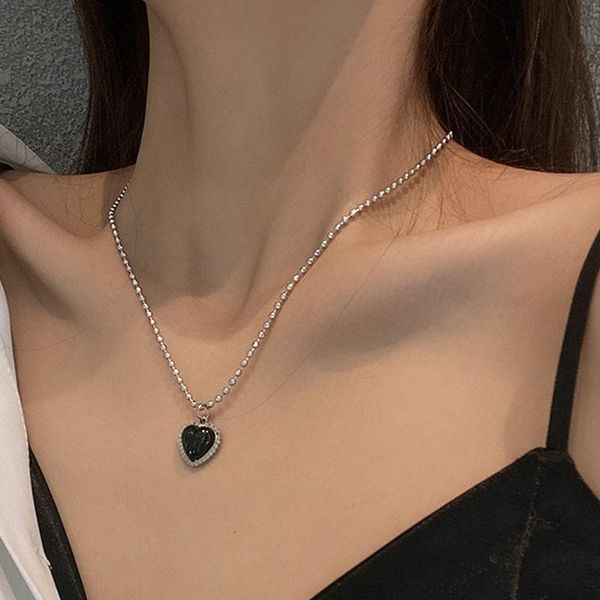 

pendant necklaces vsnow minimalist black stainless steel love heart necklace for women high street round beads metallic jewelry, Silver