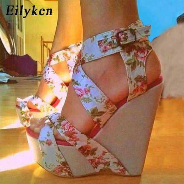 

2022 classic luxury summer fashion wedge platform woman sandals shoes buckle strap silk printed female party casual paris designer, Black