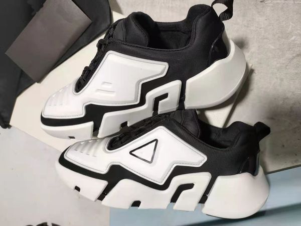 

casual shoes fashion fabric lining polyester laces 40 mm women shoes rubber sole with a modernist line details in relief three-dimensional b, Black