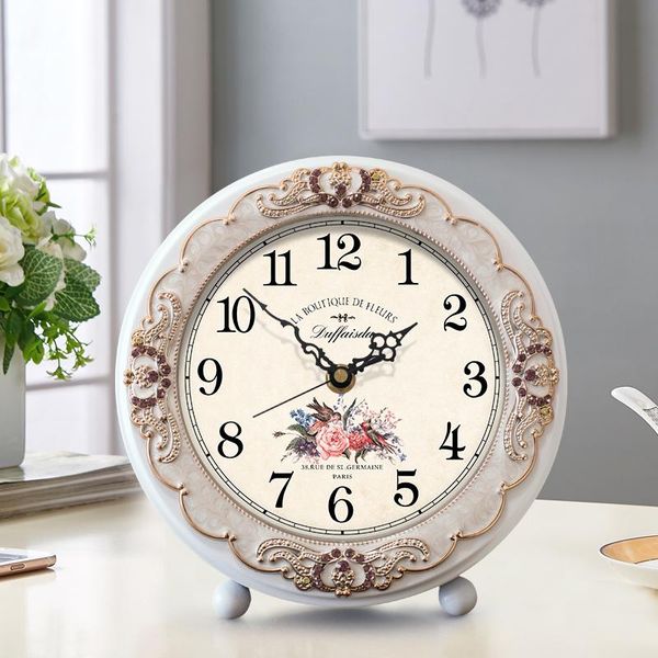 

desk & table clocks cute small clock round bedside decoration vintage wooden quartz relogio de mesa deskwatch retro ea60zz