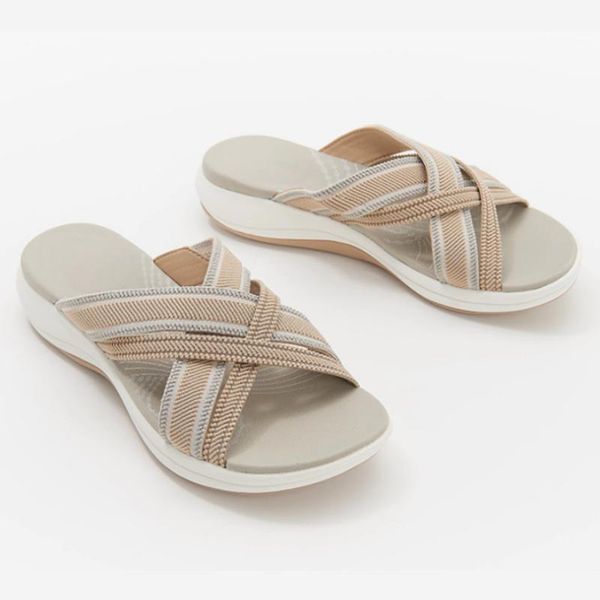 

slippers 2021 contracted style summer shoes outdoor beach soft thick soles, Black