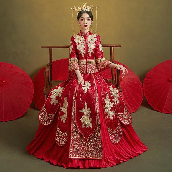 

oriental pleated embroidery cheongsam red bride marry vintage gown traditional chinese wedding dress qipao ethnic clothing