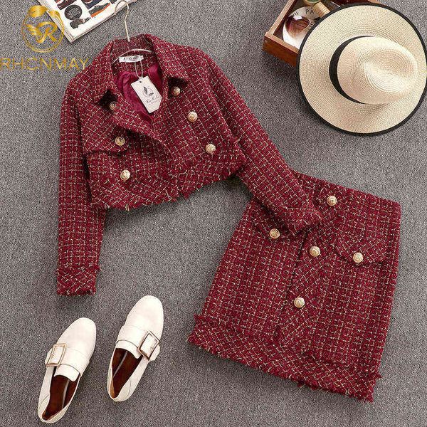 Outono inverno mulheres ouro double-breasted tweed casaco casaco curto + bodycon saia tassels tassels 2 pcs conjuntos de roupas vermelho terno xadrez vermelho 211119