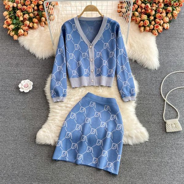 

women's tracksuits french gentle style jacquard v-neck cardigan sweater suit skirt autumn high waist bag hip two-piece, Gray