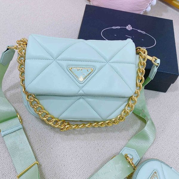 

designers luxurys bags family's sheepskin lingge postman's three in one chain underarm yunduo tofu w p zhouzhoubao