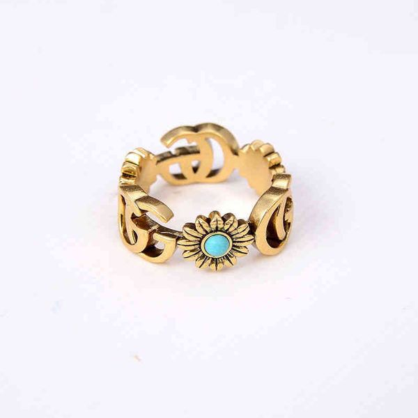 

70% off letter daisy women's simple fashion ring hand, Golden;silver