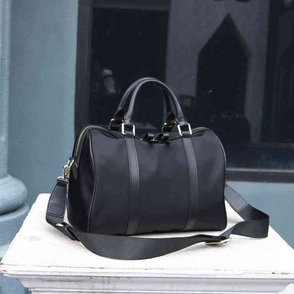 

2022 factory wholesale new trend printed boston high capacity nylon oxford versatile pillow hand messenger women's bag jezy
