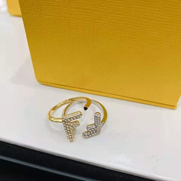 

design jewelry / female net red temperament 2021 new letter earrings for girlfriend wrvv, Silver