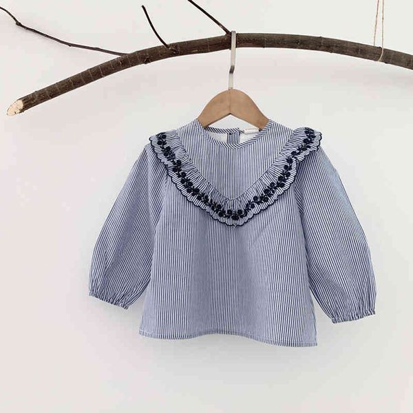 1-7Yrs Baby Mädchen Hemd Frühling Herbst Baumwolle Weiß Blau Gestreifte Stickerei Blume Flare Hülse Kinder Bluse 210429