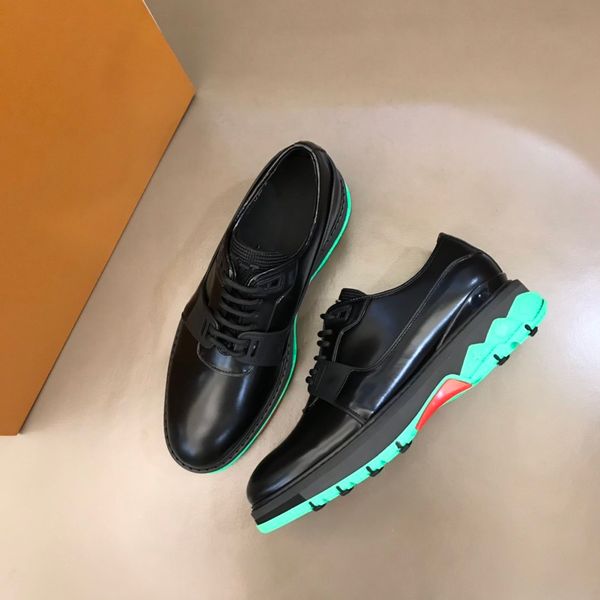 

with box selling slippers men beach slide sandals medusa scuffs 2021 mens white fashion slipon size 38-45 q1, Red;white