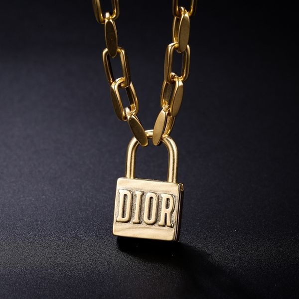 

special offer 75% off outlet online family's new neck chain female net high version lock letter necklace quvn, Silver