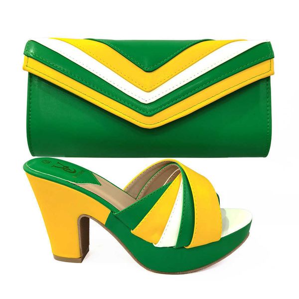 

wear women's sandals with handbags, messenger and daily leisure, Black