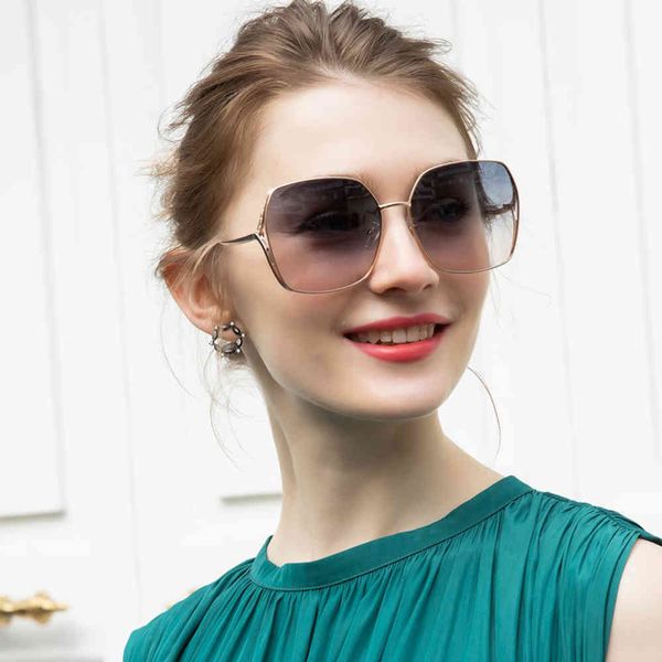 

glasses [new retro large frame sunglasses]european and fashion with elegant anti ultraviolet high-definition polarizer, White;black