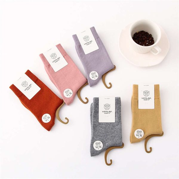 

cotton women's socks solid color middle tube autumn and winter, Black;white