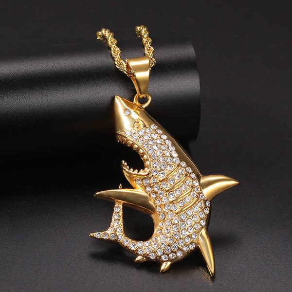 Hip Hop Completo Rhinestones Bling Gelado Cor De Ouro Aço Inoxidável Animal Feroz Shark Pingentes Colar Homens Rapper Jóias